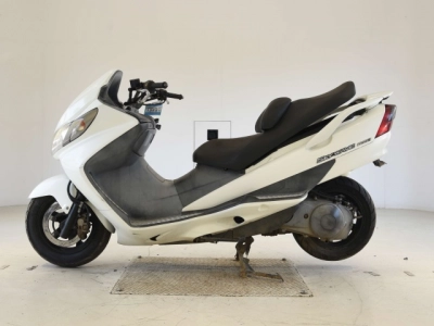 Suzuki SKYWAVE 250S-2