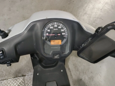 Honda  TACT  BASIC 
