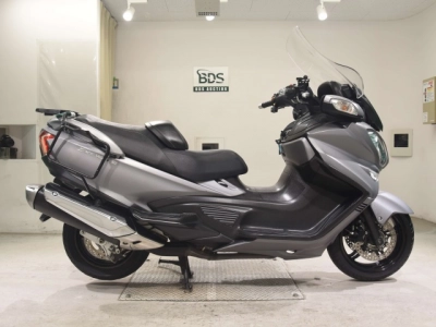 Suzuki SKYWAVE 650LX