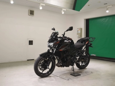 Kawasaki Z400-2