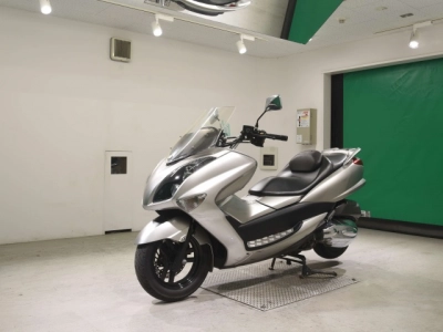 Yamaha MAJESTY 250-4