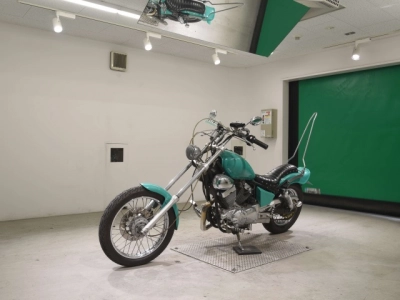 Yamaha VIRAGO 250