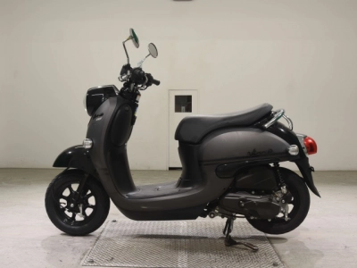 Yamaha VINO-4