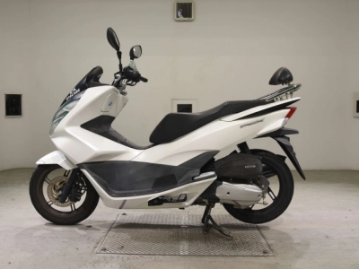 Honda PCX125-2