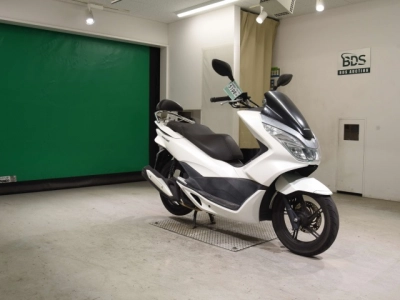 Honda PCX125-2