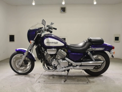 Honda MAGNA 750