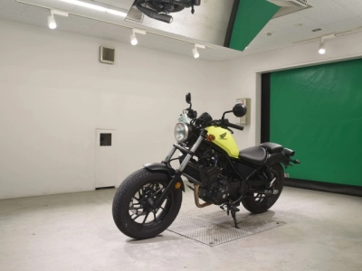 Honda REBEL