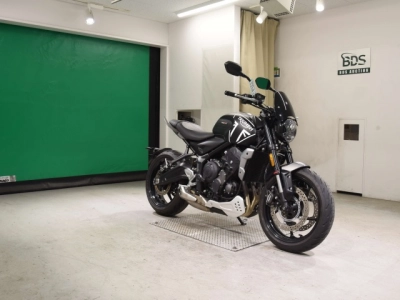 Triumph  TRIUMPH  TRIDENT 660