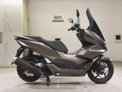 Honda PCX125-4