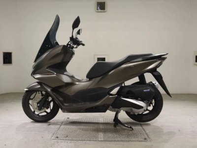Honda PCX125-4