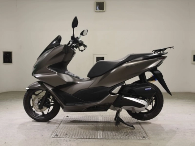 Honda PCX125-4