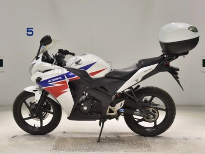 Honda CBR125R