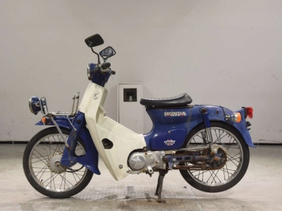 Honda C50