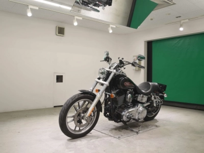 Harley-Davidson HARLEY FXDL1580