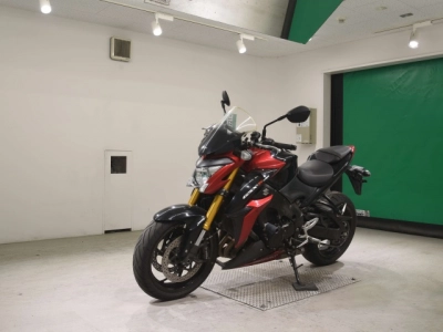 Suzuki GSX-S1000F