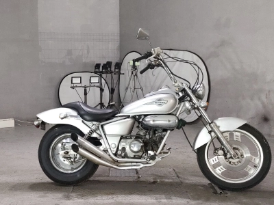 Honda MAGNA 50