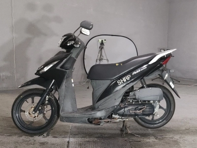Suzuki ADDRESS V110