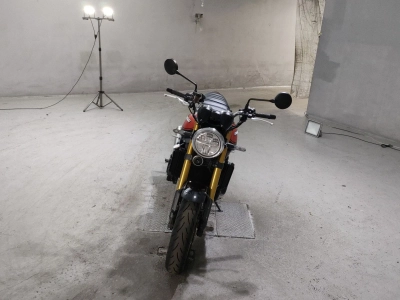 Kawasaki Z900RS SE