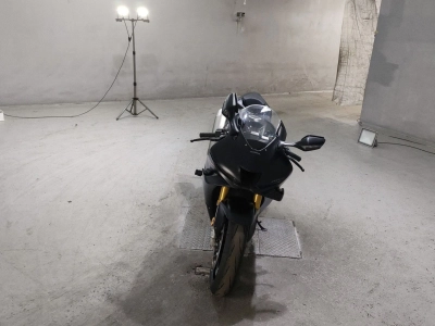 Honda CBR1000RR-R