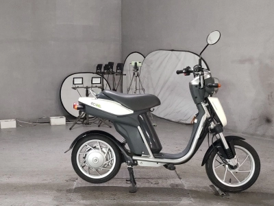 Yamaha EC-03