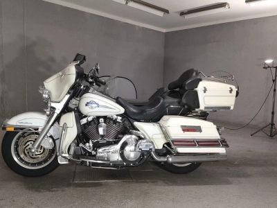 Harley-Davidson  HARLEY FLHTCU-I 1450 SIDE-CAR 