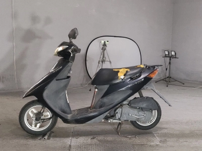 Suzuki ADDRESS V50