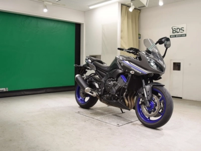Yamaha FZ8-SA