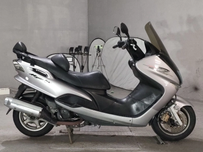 Yamaha MAJESTY 125