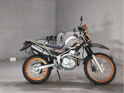 Yamaha SEROW 250