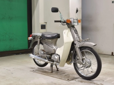Honda C50-E