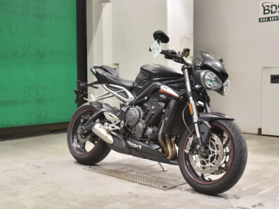 Triumph  TRIUMPH  STREET  TRIPLE RS
