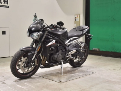 Triumph  TRIUMPH  STREET  TRIPLE RS