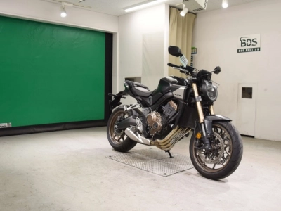 Honda CB650R-2