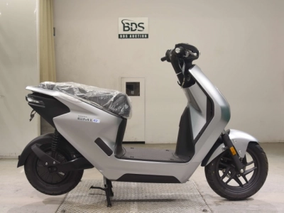 Honda EM1E: