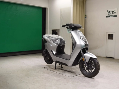 Honda EM1E: