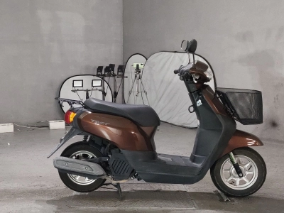 Honda  TACT  BASIC 