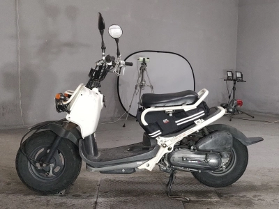 Honda ZUMAR