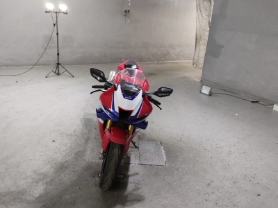 Honda CBR1000RR-R SP
