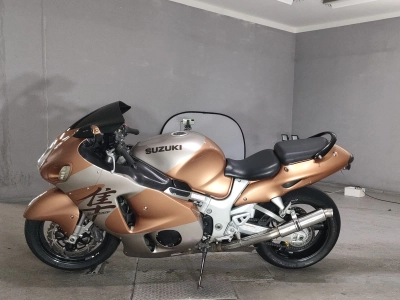 Suzuki GSX1300R HAYABUSA