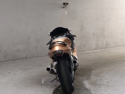 Suzuki GSX1300R HAYABUSA