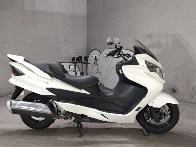 Suzuki SKYWAVE 400S