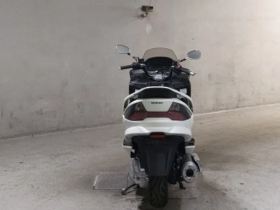 Suzuki SKYWAVE 400S