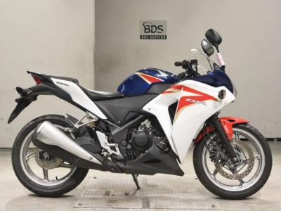 Honda CBR250R ABS
