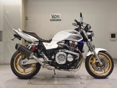Honda CB1300SF