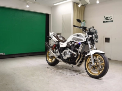 Honda CB1300SF