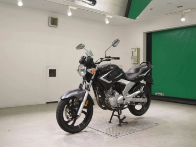Yamaha YBR250