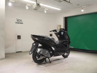 Honda PCX125-4