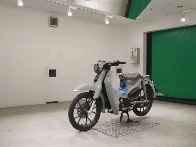 Honda C125-2