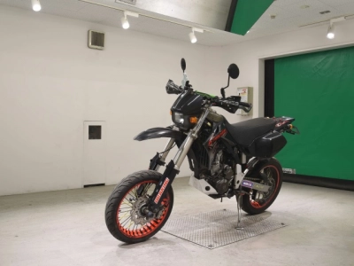 Kawasaki D-TRACKER