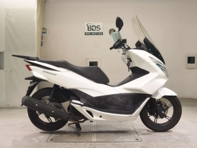 Honda PCX125-2